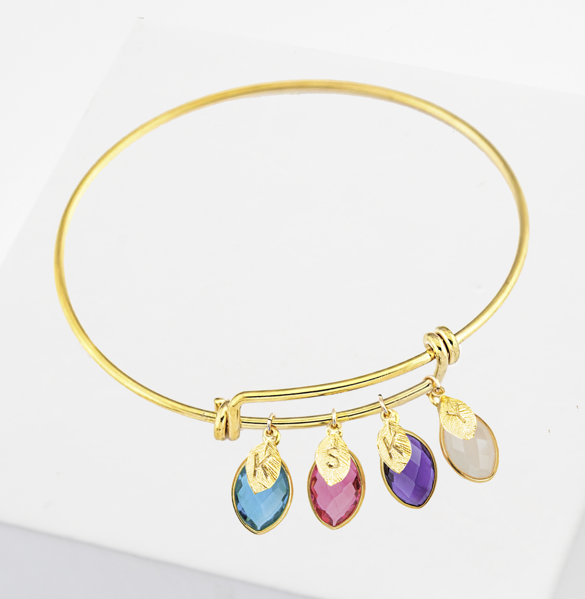 "Family Tree Birthstone Bangle - Cherish Family Bonds with a Personalized Bracelet"