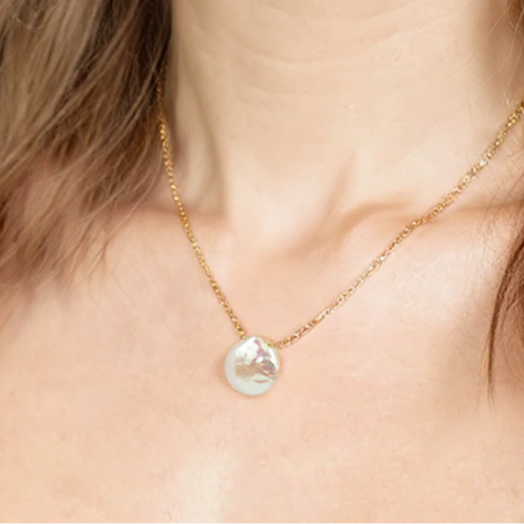 "Elegant Keshi Pearl Necklace - Perfect Bridesmaid Gift!"