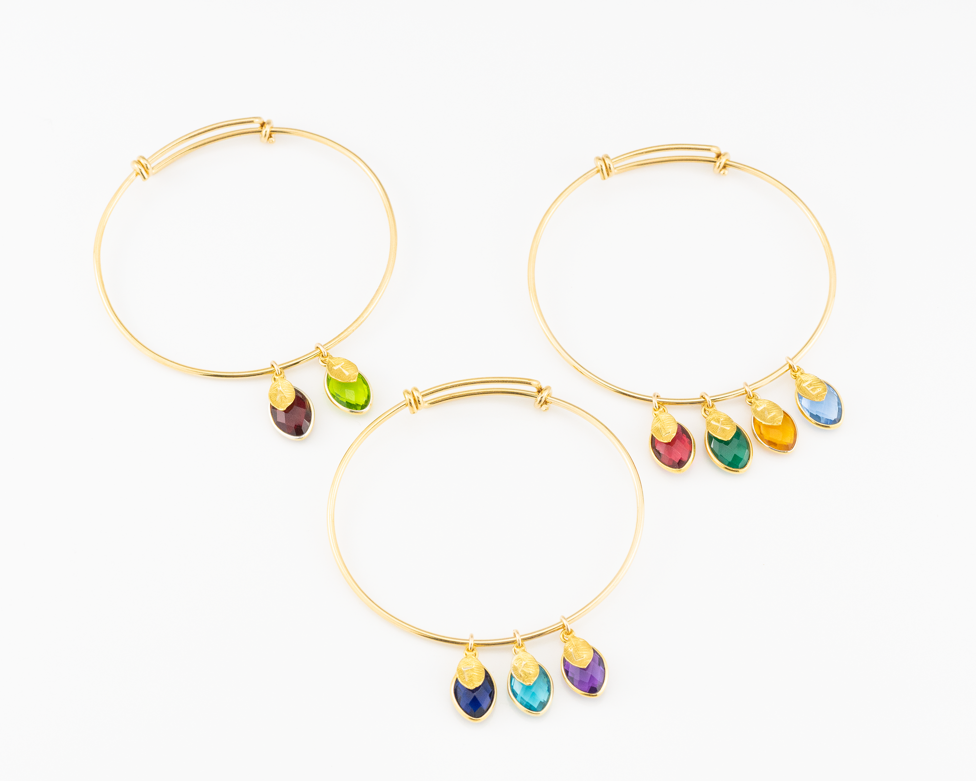 "Family Tree Birthstone Bangle - Cherish Family Bonds with a Personalized Bracelet"