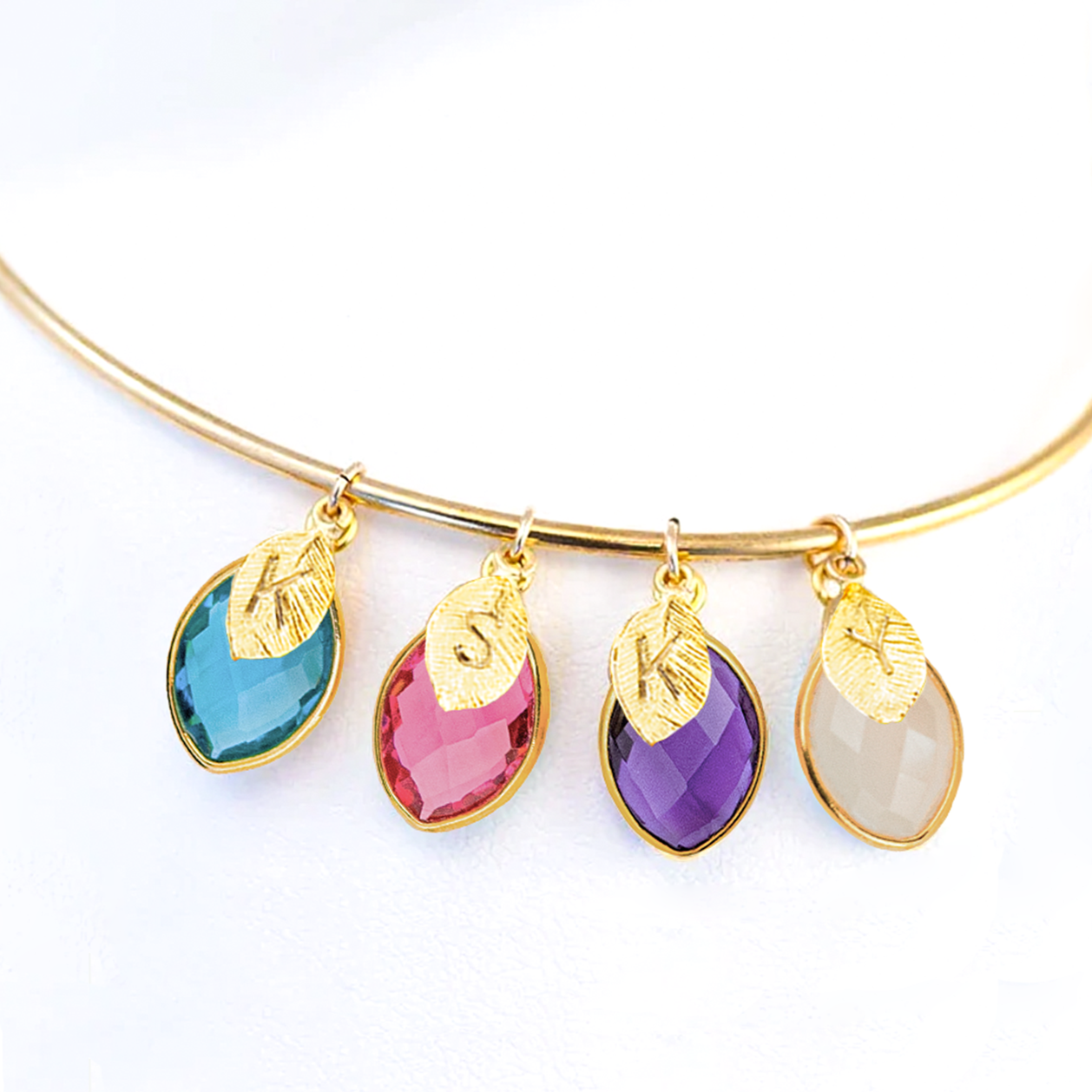 "Family Tree Birthstone Bangle - Cherish Family Bonds with a Personalized Bracelet"