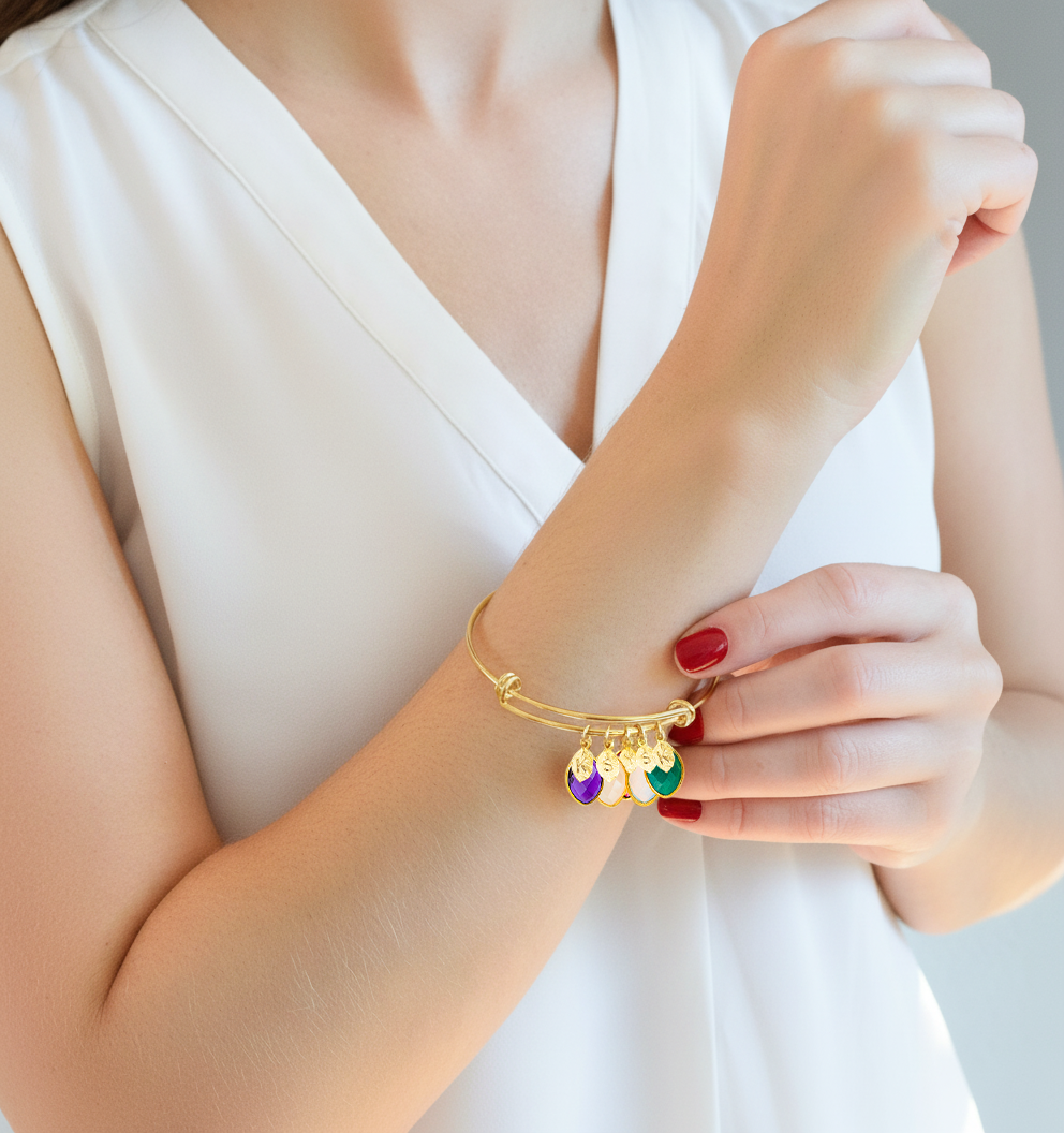 "Family Tree Birthstone Bangle - Cherish Family Bonds with a Personalized Bracelet"